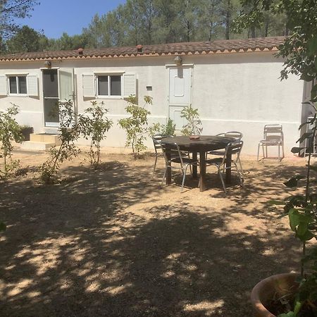 Bungalow Avec Piscine Privative Proche Aix En Provence La Barben Εξωτερικό φωτογραφία
