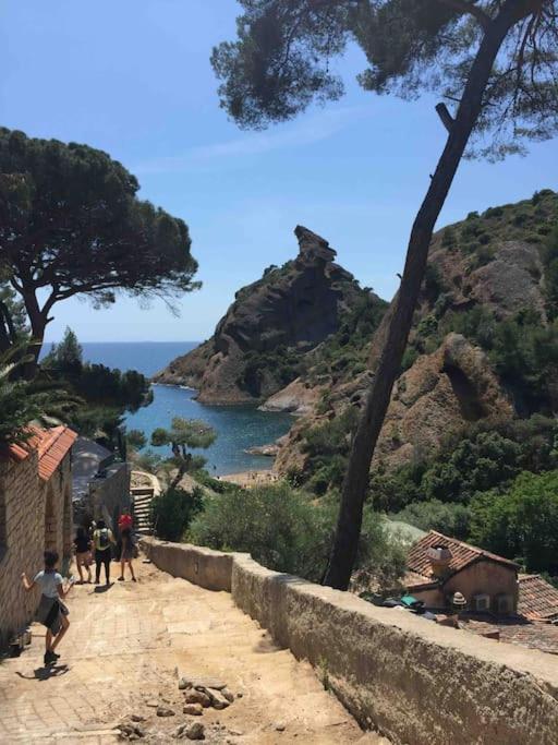 Bungalow Avec Piscine Privative Proche Aix En Provence La Barben Εξωτερικό φωτογραφία